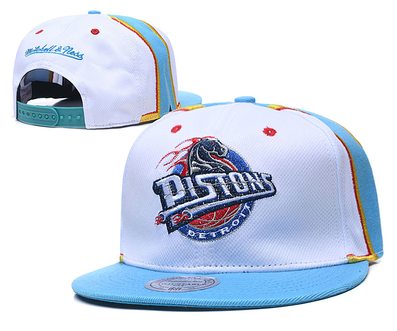 Pistons Team Logo White Mitchell & Ness Adjustable Hat TX