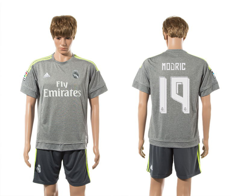 2015-16 Real Madrid 19 MODRIC Away Jersey