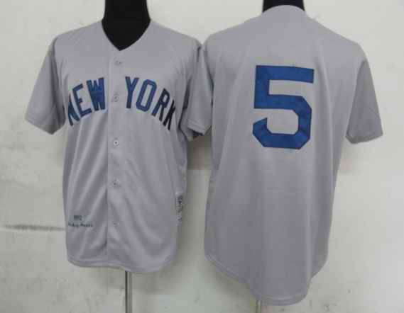 Yankees 5 Grey jerseys