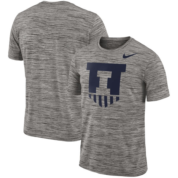 Nike Illinois Fighting Illini 2018 Player Travel Legend Performance T Shirt