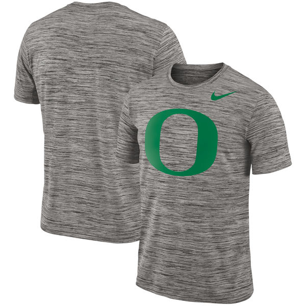 Nike Oregon Ducks 2018 Player Travel Legend Performance T Shirt