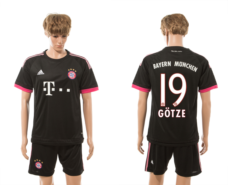 2015-16 Bayern Munchen 19 GOTZE Away Jersey