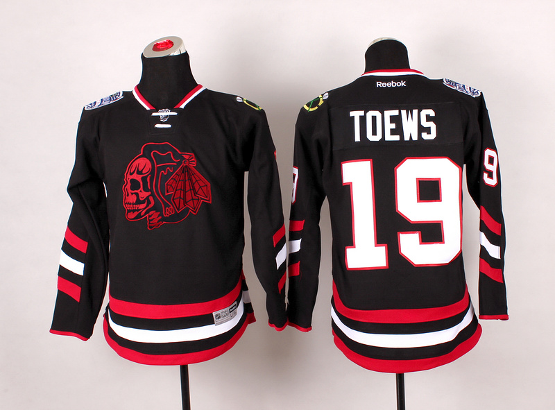 Blackhawks 19 Toews Black Youth Jersey(With Red Skull)