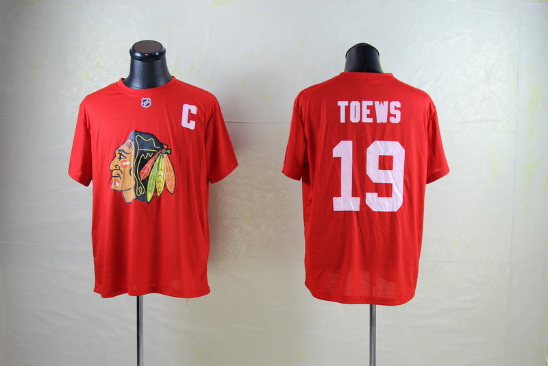 Blackhawks 19 Toews Red Name & Number T Shirt