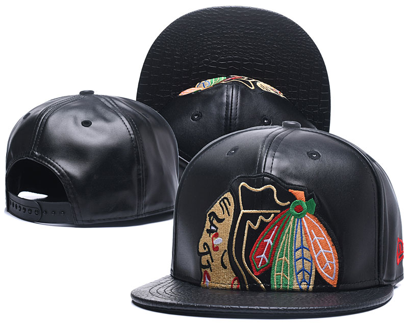 Blackhawks Team Logo Black Adjustable Hat GS