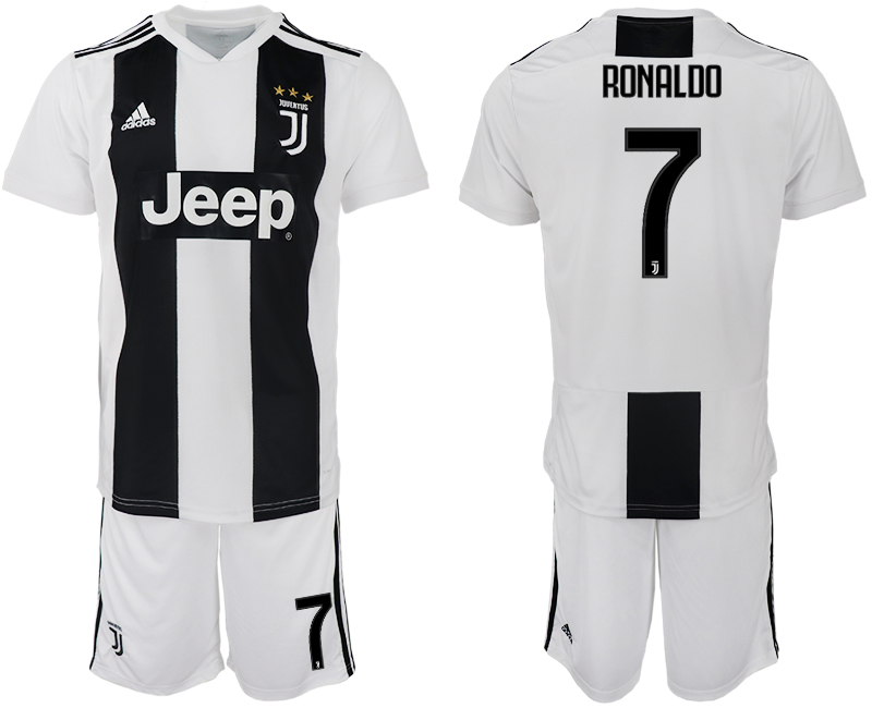 2018-19 Juventus 7 RONALDO Home Soccer Jersey - Click Image to Close