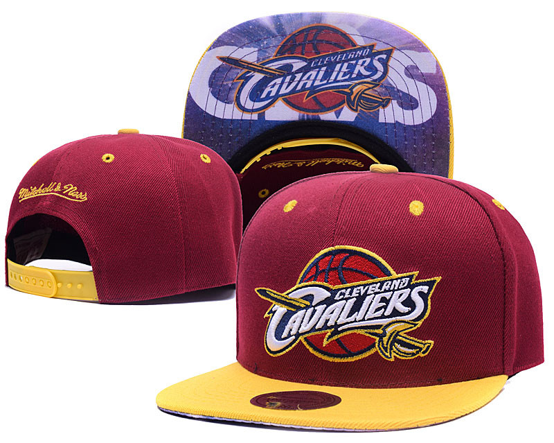 Cavaliers Team Logo Red Yellow Mitchell & Ness Adjustable Hat LH