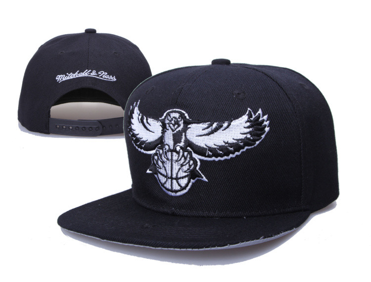 Hawks Team Logo Black Mitchell & Ness Adjustable Hat LH
