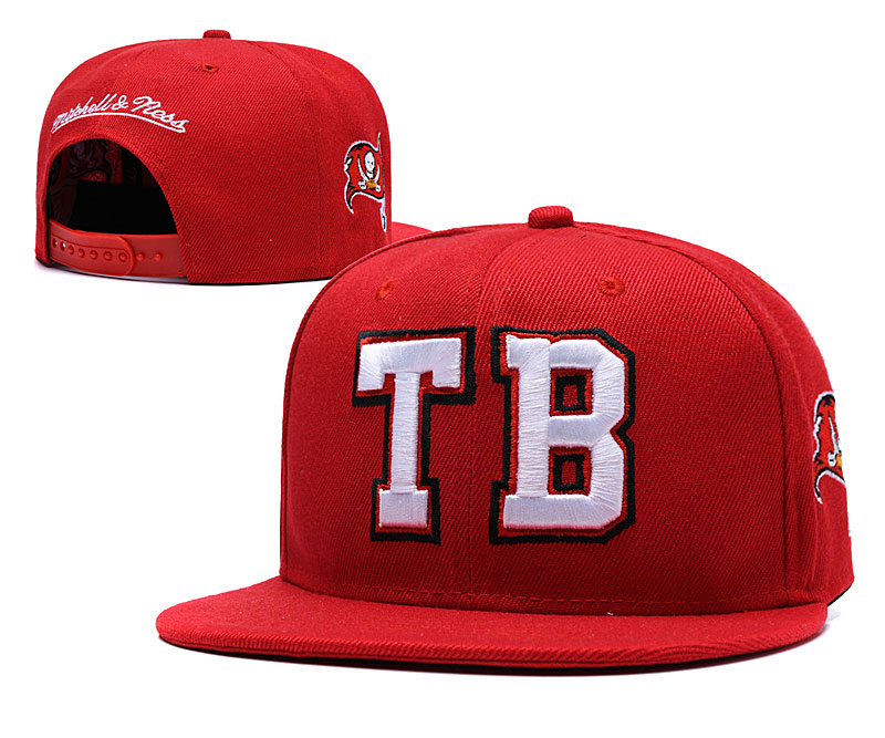 Buccaneers Team Logo Red Mitchell & Ness Adjustable Hat LH