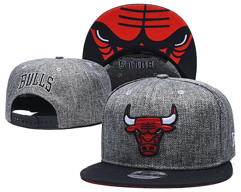 Bulls Team Logo Gray Adjustable Hat TX - Click Image to Close