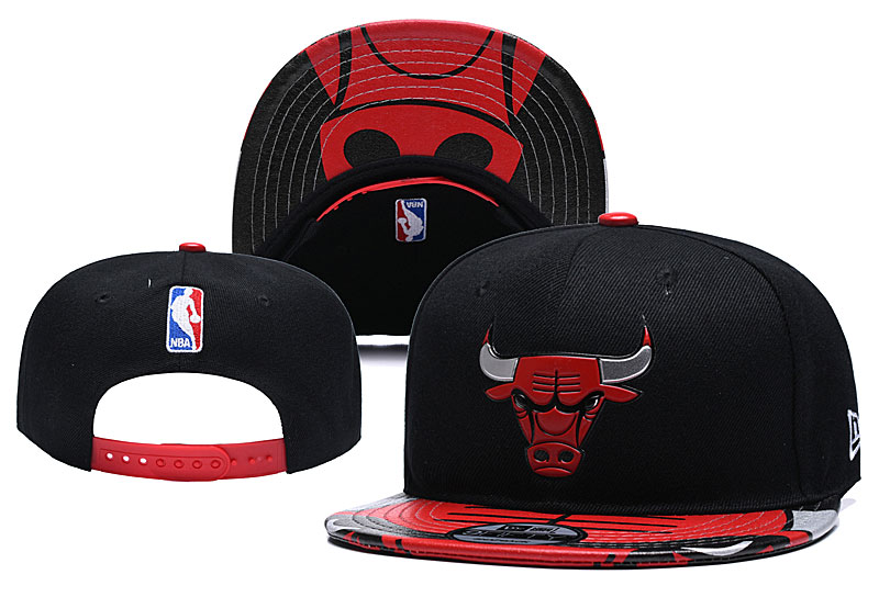 Bulls Team Logo Black Adjustable Hat YD - Click Image to Close