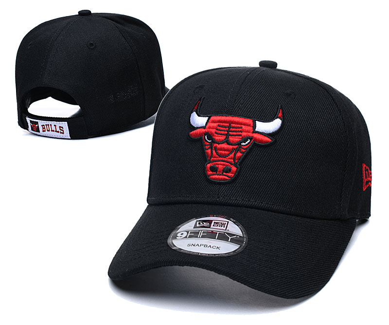 Bulls Team Logo Black Peaked Adjustable Hat TX