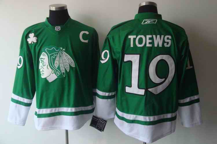 Blackhawks 19 Toews green St.Patricks jerseys