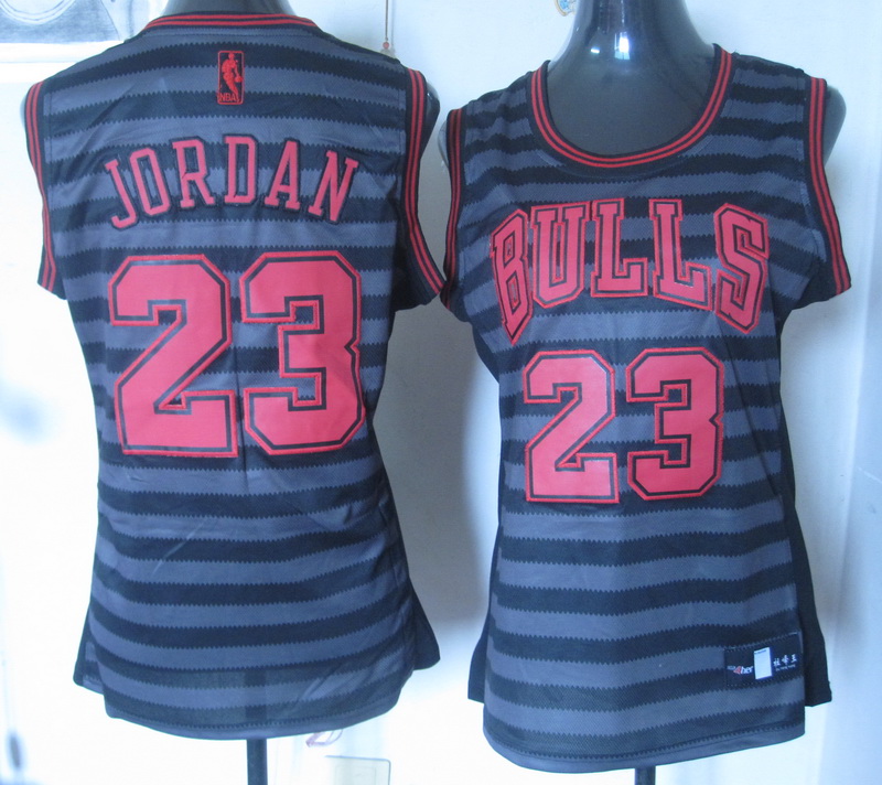 Bulls 23 Jordan Groove Swingman Women Jersey