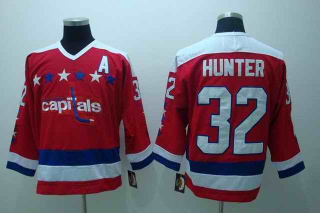 Capitals 32 Hunter red with A patch Jerseys