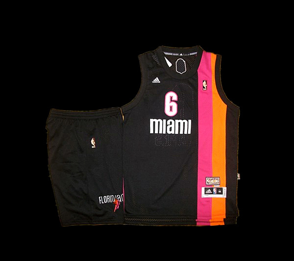 Miami Heat 6 JAMES Black Suit